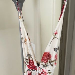 Cute long dress! Pretty print!